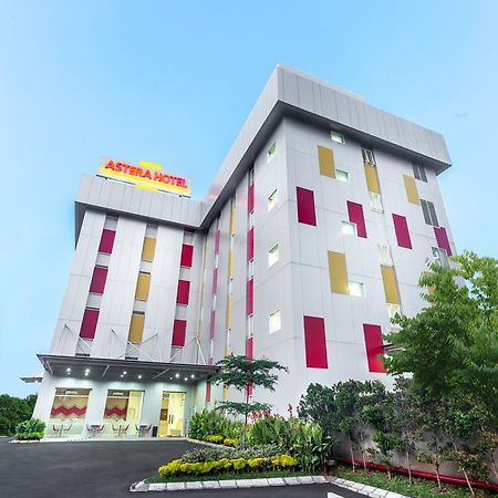 Astera Hotel Bintaro Serpong Exterior photo
