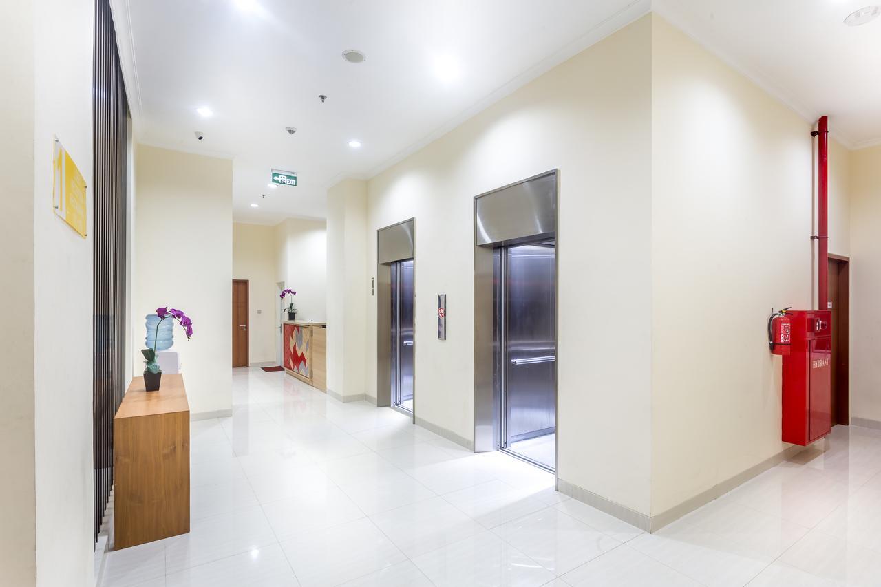Astera Hotel Bintaro Serpong Exterior photo
