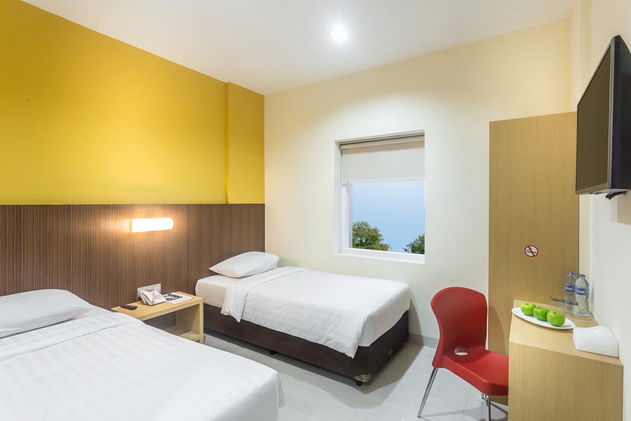 Astera Hotel Bintaro Serpong Exterior photo